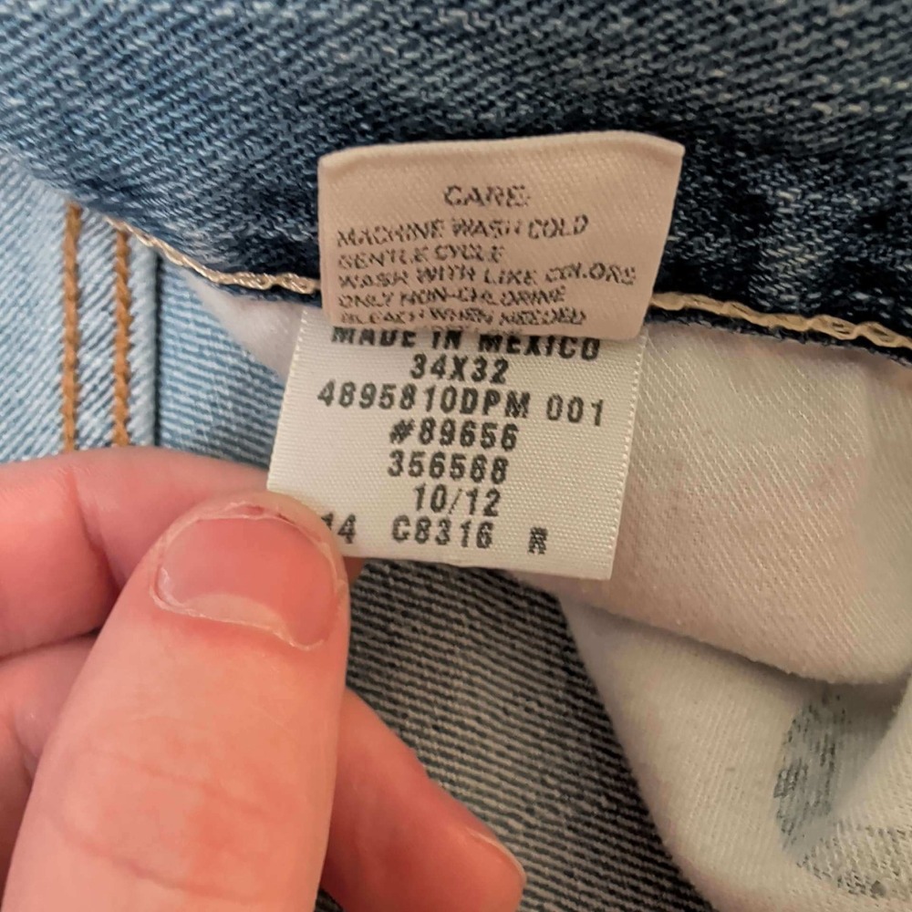 Polo Ralph Lauren Jeans Mens 34x32 Light Wash Blue Distressed Straight Leg Denim - Picture 6 of 7